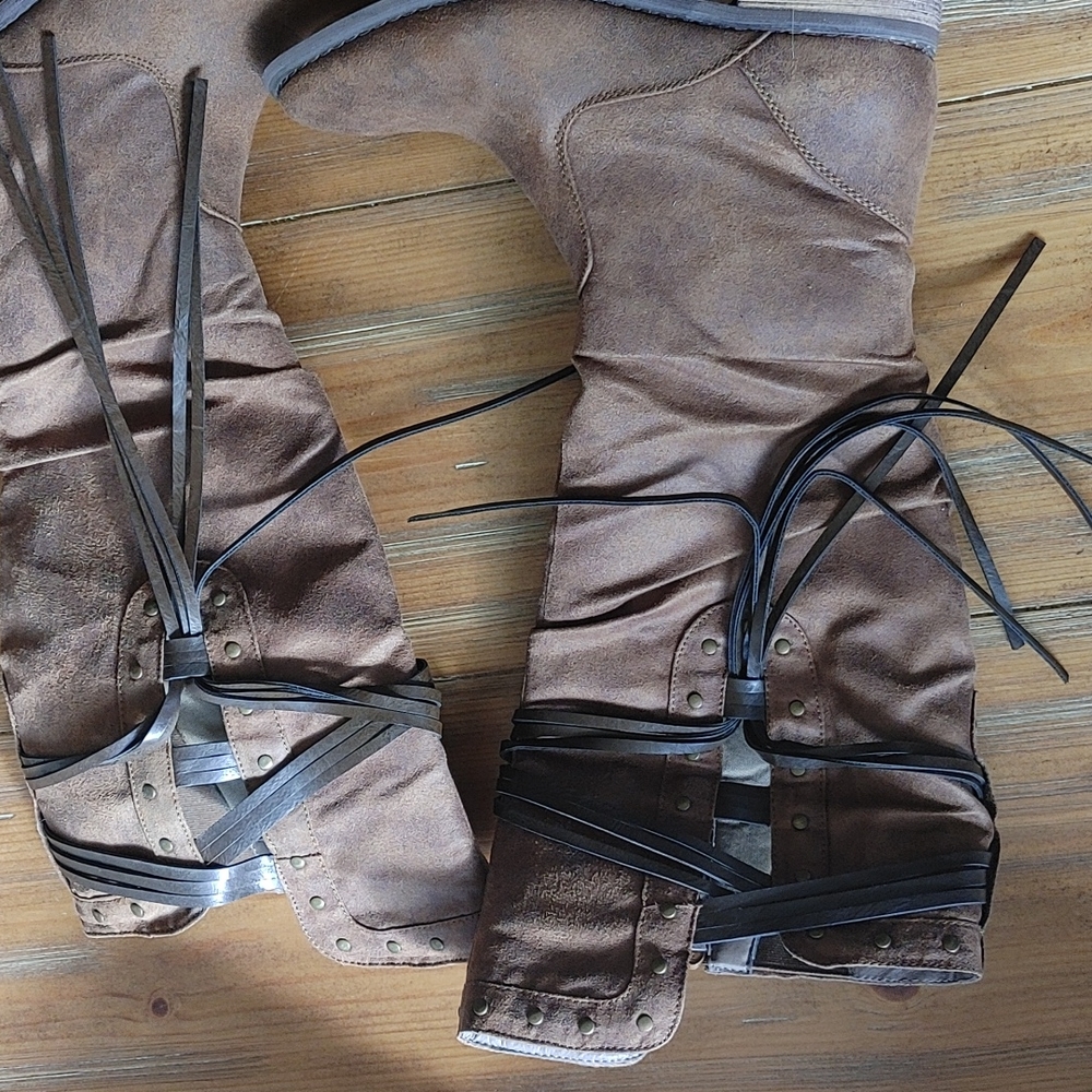 Jaya Boots